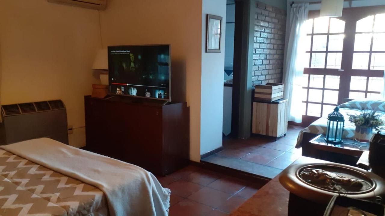 Casa Confortable - Parque Central - Estacionamiento, Patio, 3 Banos, 5 Habitaciones - La Cieneguita Dış mekan fotoğraf