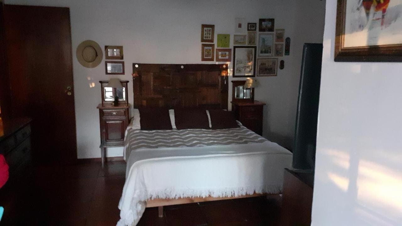 Casa Confortable - Parque Central - Estacionamiento, Patio, 3 Banos, 5 Habitaciones - La Cieneguita Dış mekan fotoğraf