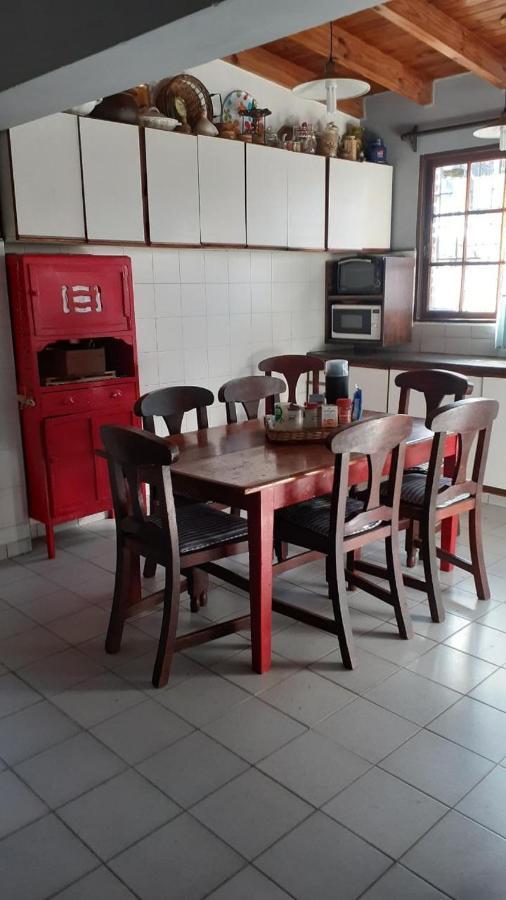 Casa Confortable - Parque Central - Estacionamiento, Patio, 3 Banos, 5 Habitaciones - La Cieneguita Dış mekan fotoğraf