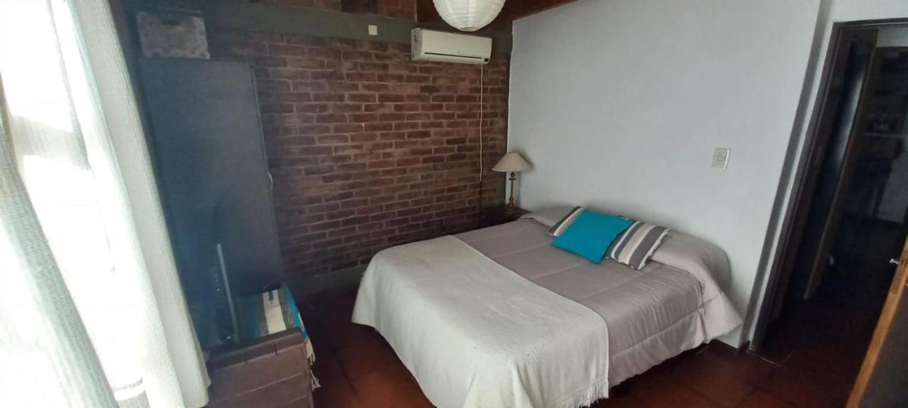 Casa Confortable - Parque Central - Estacionamiento, Patio, 3 Banos, 5 Habitaciones - La Cieneguita Dış mekan fotoğraf