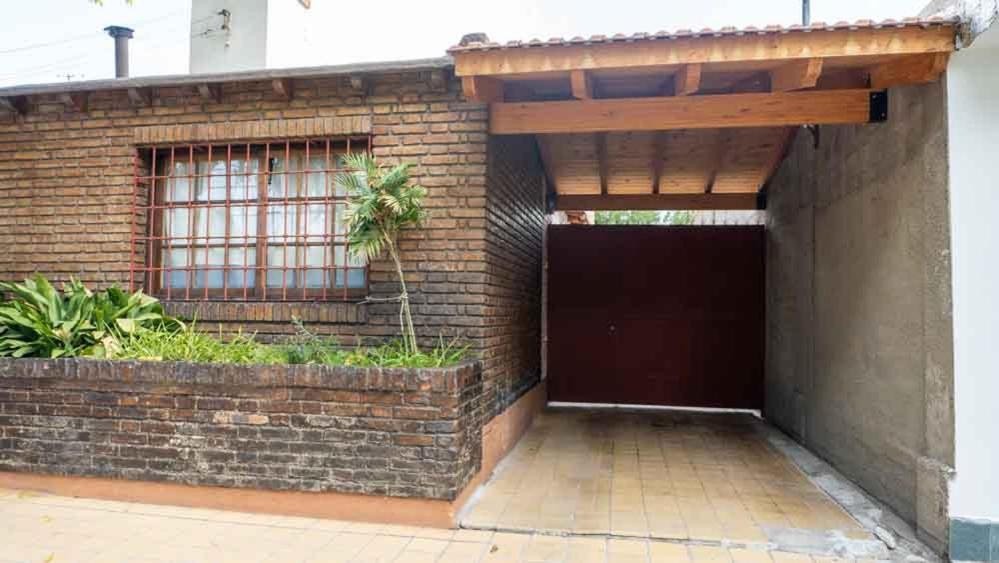 Casa Confortable - Parque Central - Estacionamiento, Patio, 3 Banos, 5 Habitaciones - La Cieneguita Dış mekan fotoğraf