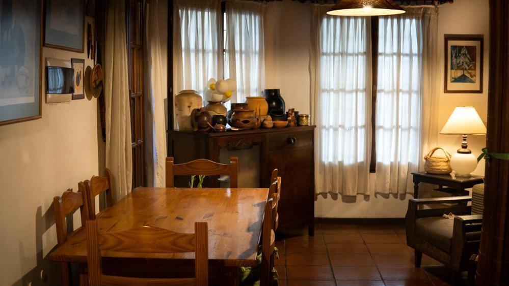 Casa Confortable - Parque Central - Estacionamiento, Patio, 3 Banos, 5 Habitaciones - La Cieneguita Dış mekan fotoğraf